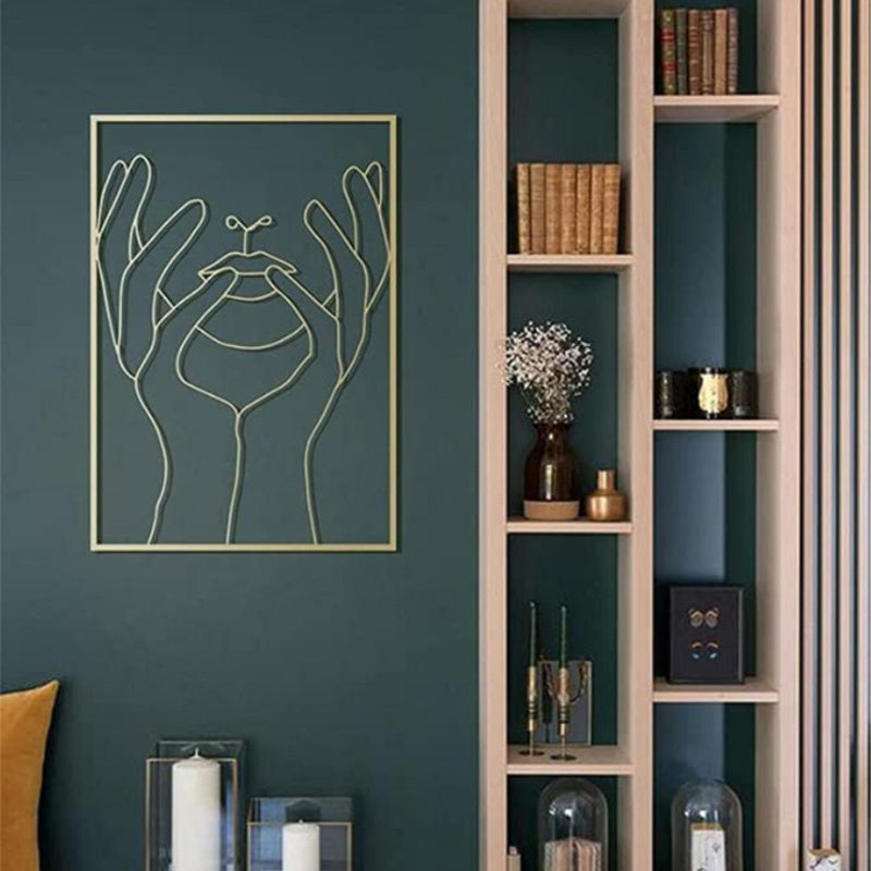 Luxurious gold decorative wall panel featuring a feminine image